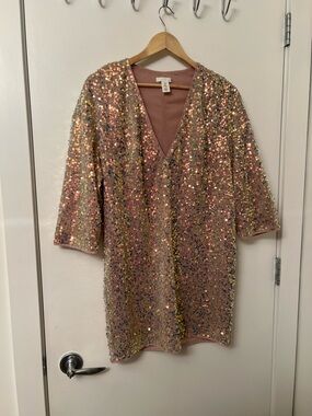 H&M Iridescent Sequin V‑Neck Dress – Size Small